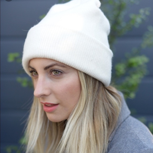 Madewell Accessories - Madewell Ryder beanie hat cream